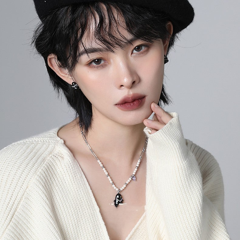 Pendientes de fantasma lindos negros originales de lujo ligero