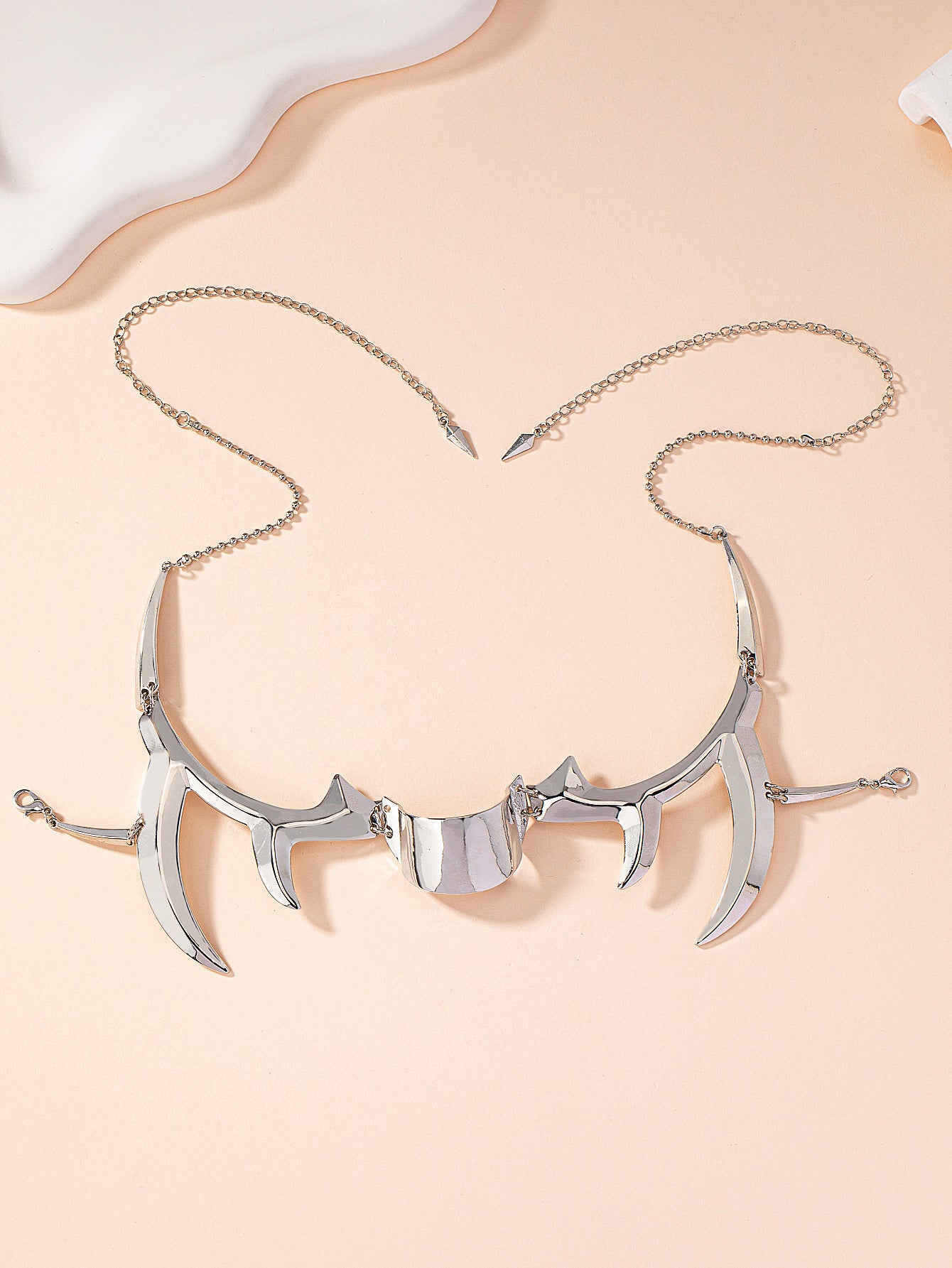 Ensemble de boucles d'oreilles avec anneau à lèvres fluide et décoration de visage