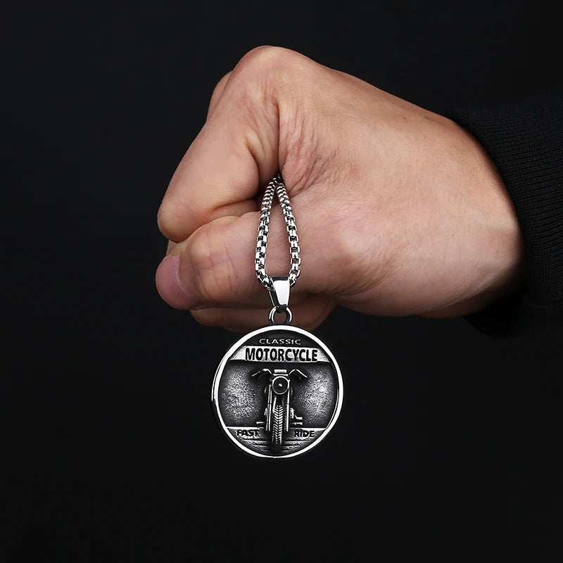 Steel Warrior New Stainless Steel Simple Letter Necklace Round Pendant