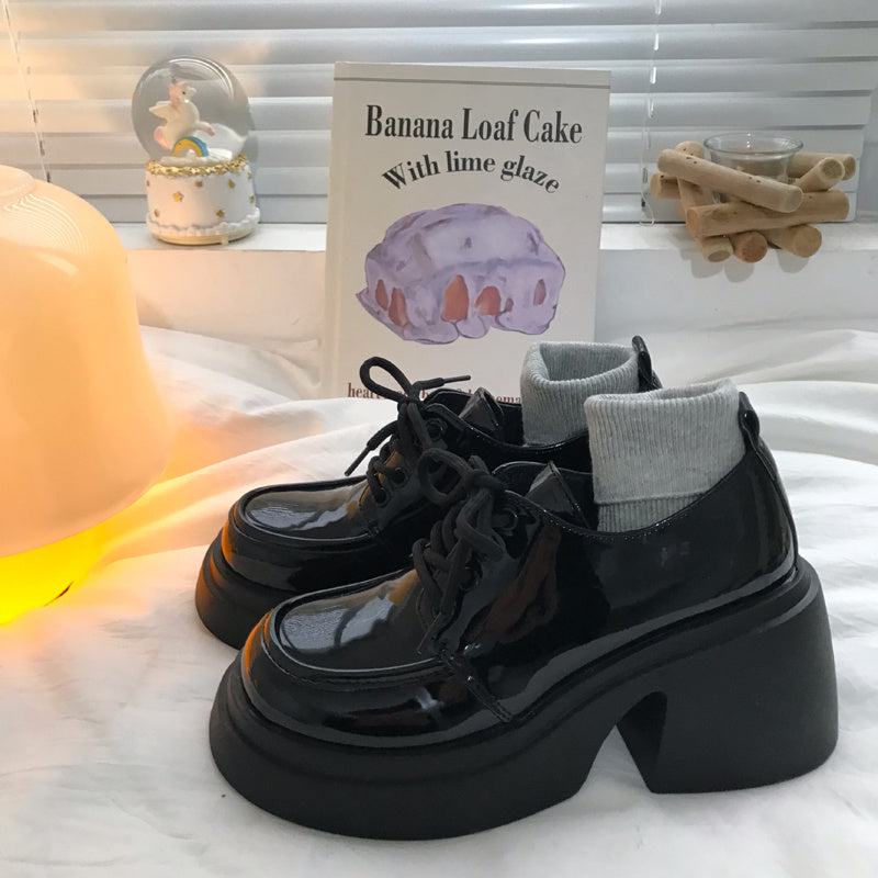 Talons hauts épais avec petites chaussures en cuir à lacets, chaussures simples polyvalentes noires de Style britannique pour femmes