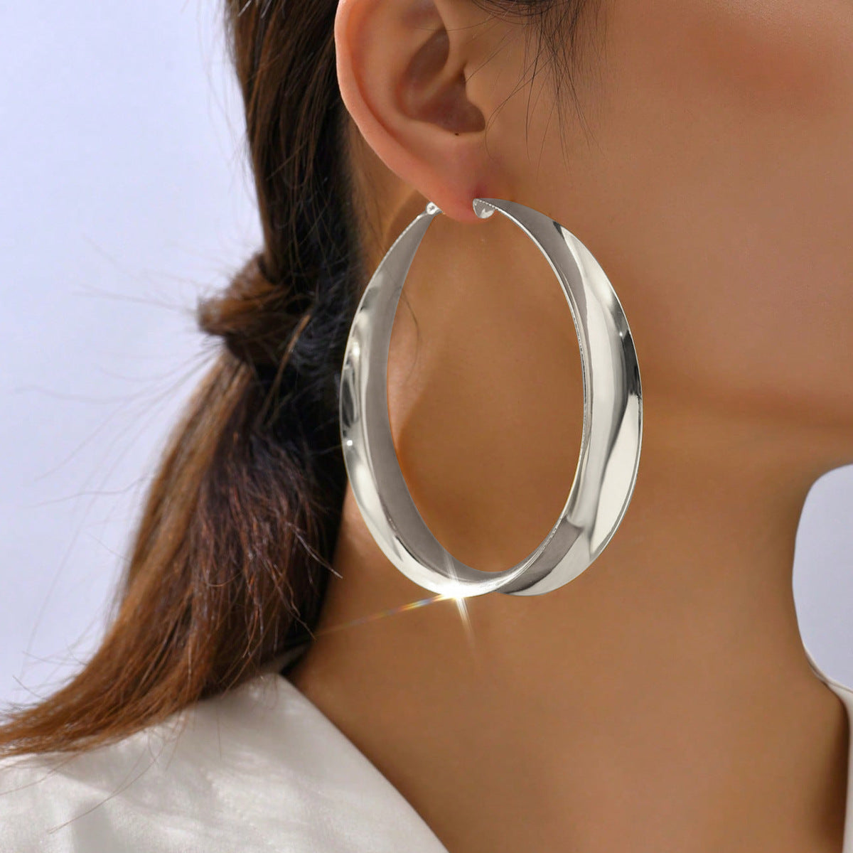 Anneau d'oreille brillant exagéré de personnalité Simple de Style européen et américain