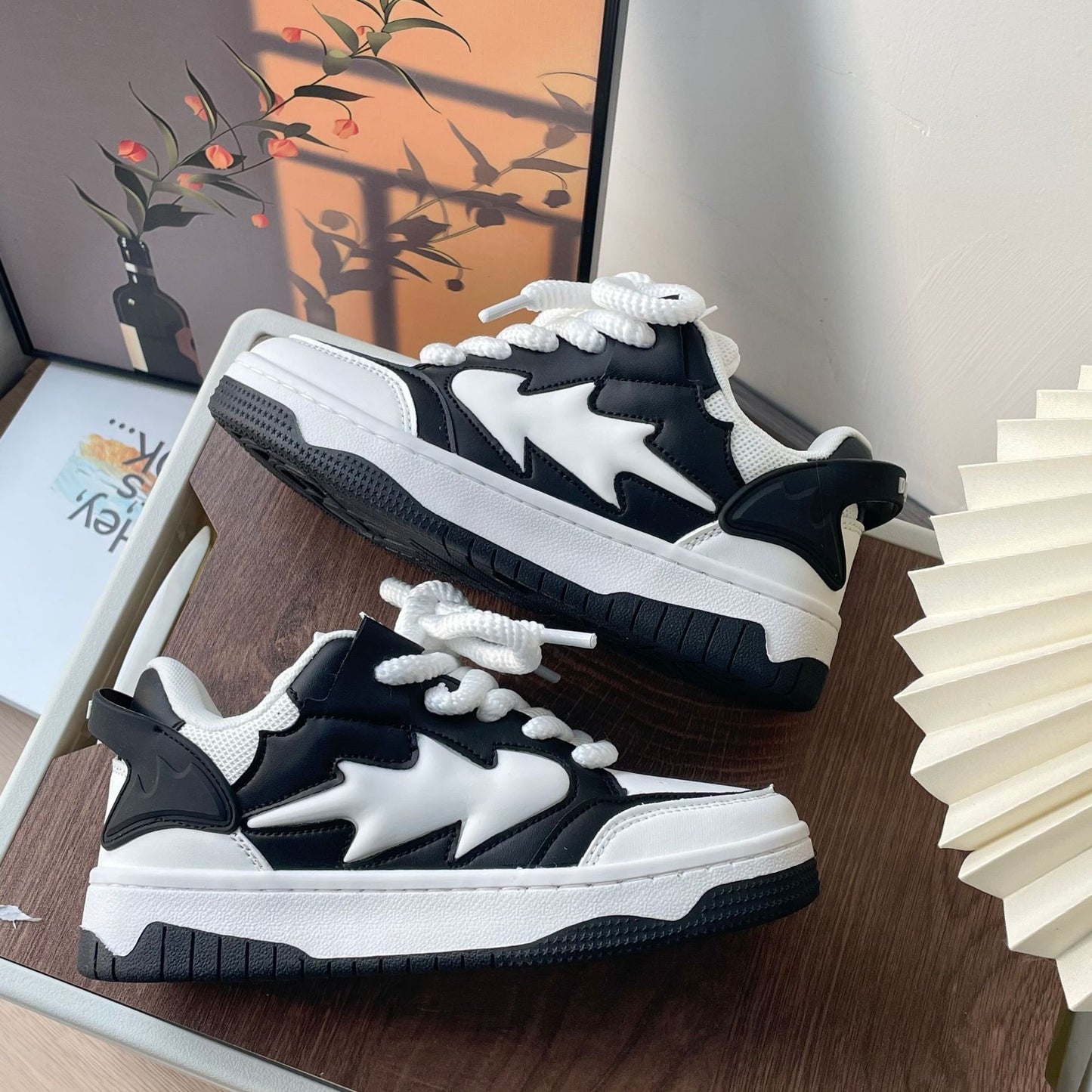 Zapatillas de deporte desgastadas informales para parejas de hombres y mujeres