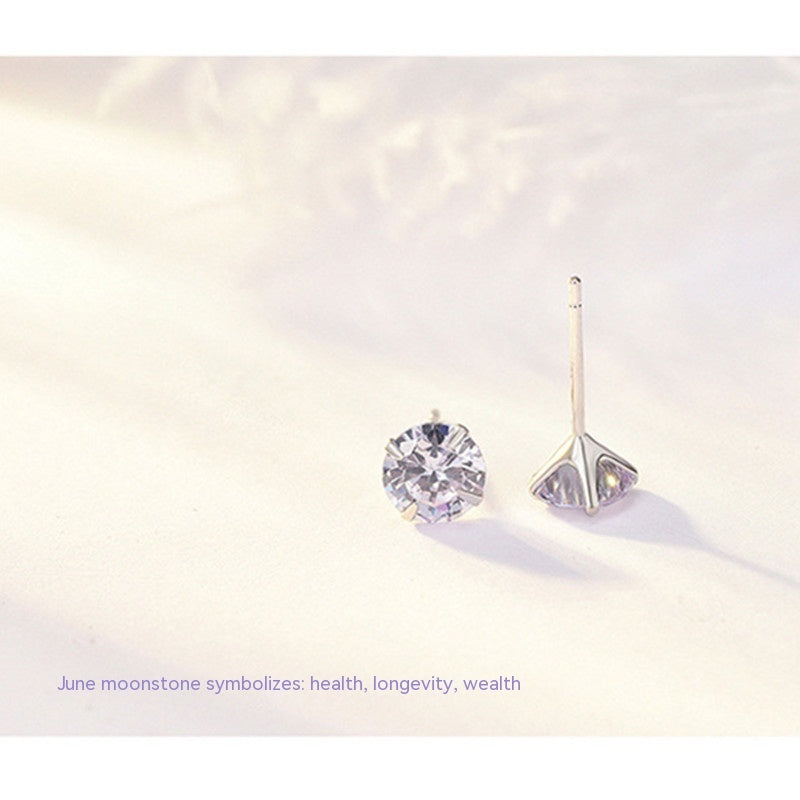 Boucles d'oreilles classiques à quatre griffes en argent sterling S925