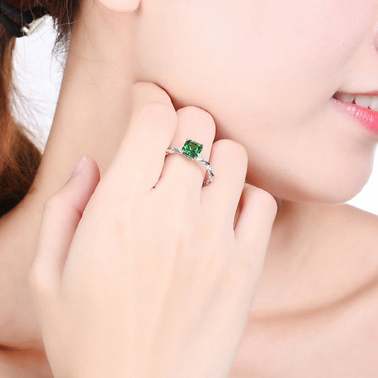 925 Sterling Silver Ring Main Stone Green Zirconium