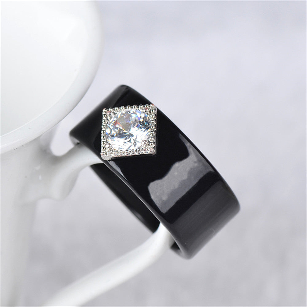 Bague de couple en diamant de tempérament simple à la mode