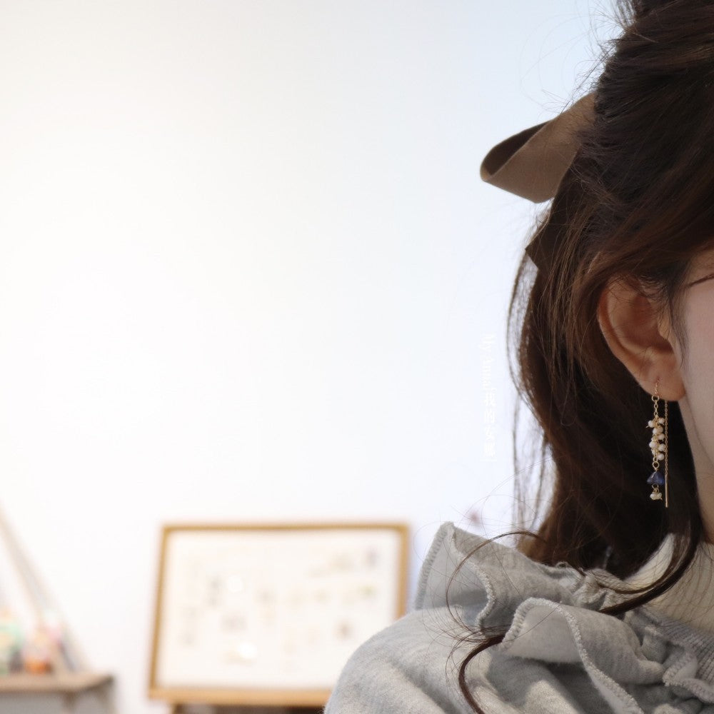 Fils d’oreille en or 14 carats avec perles d’eau douce Lily Tassel faits à la main