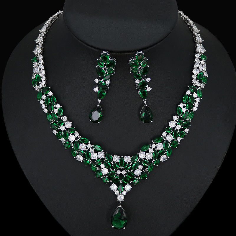 Ensemble de boucles d'oreilles et collier de mariée en zircon, deux pièces