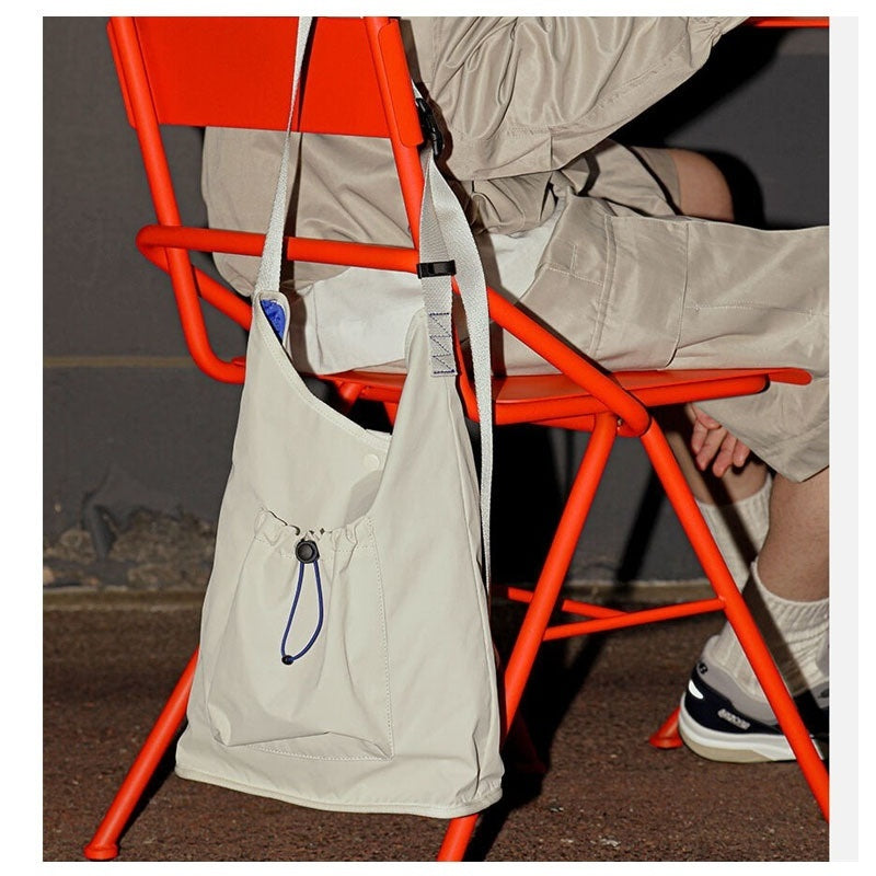 Bolso tipo cubo de nailon informal, sencillo y ligero, con cordón