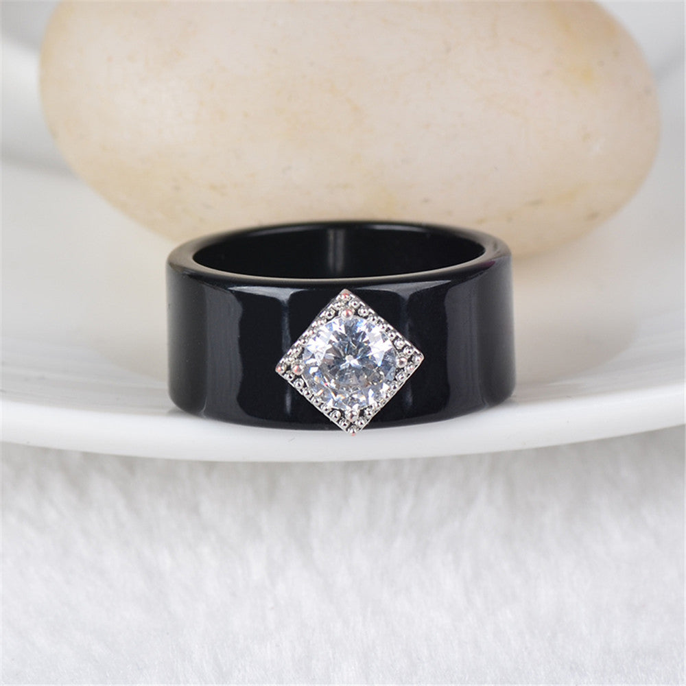 Bague de couple en diamant de tempérament simple à la mode