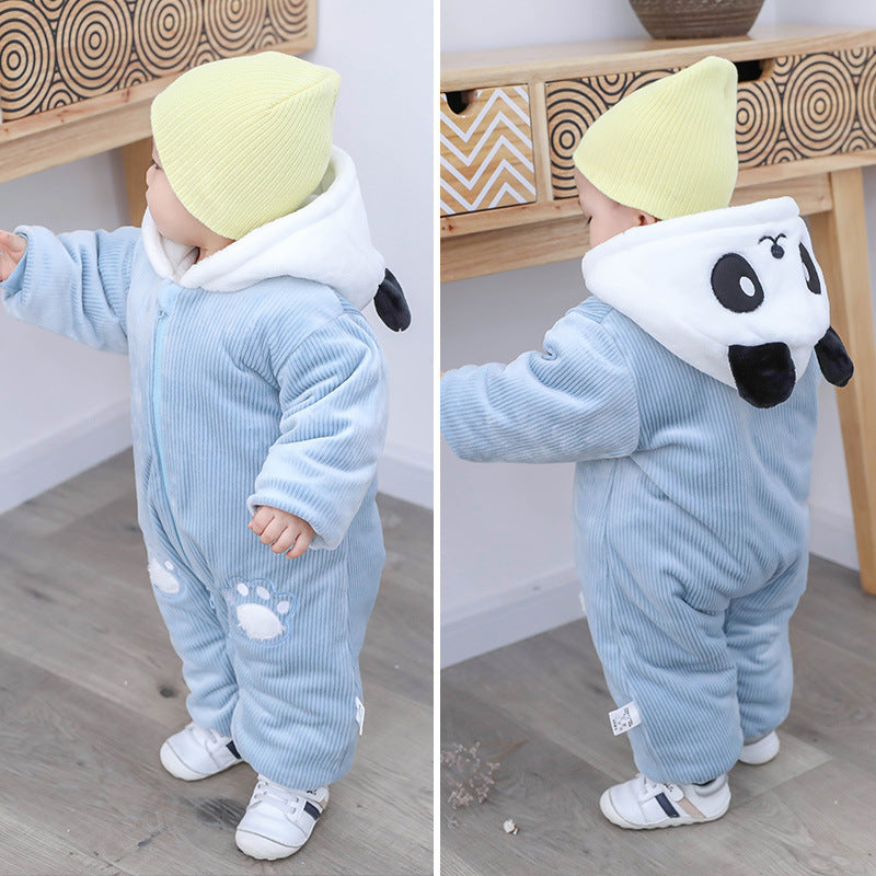 Épaissir les vêtements de bébé en automne et en hiver