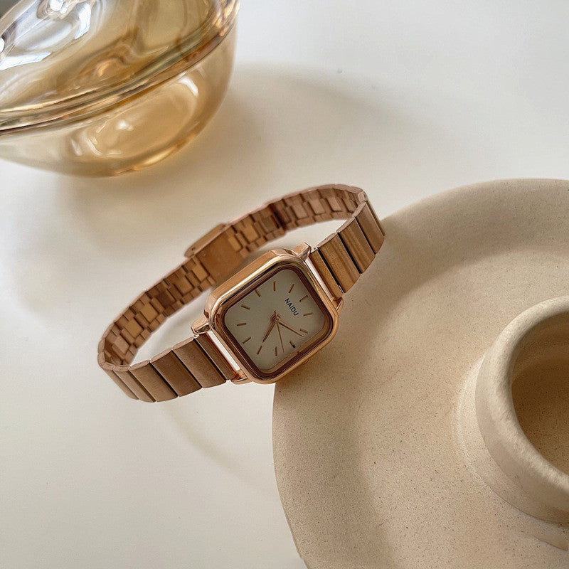 Reloj de mujer con correa de bambú plateada