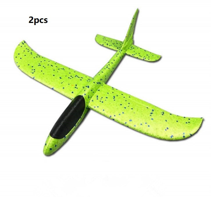 Lanzamiento manual de avión de espuma voladora