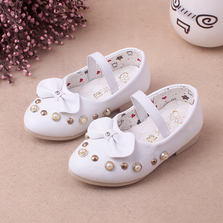 Automne nouveau bébé chaussure unique version coréenne de chaussures de bébé femme mode perle perceuse à eau en gros