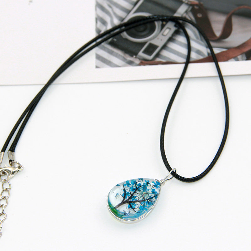 Collar de cadena de cuero con flores secas para niña Mori, diente de león, trébol de cuatro hojas, árbol de la suerte hecho a mano