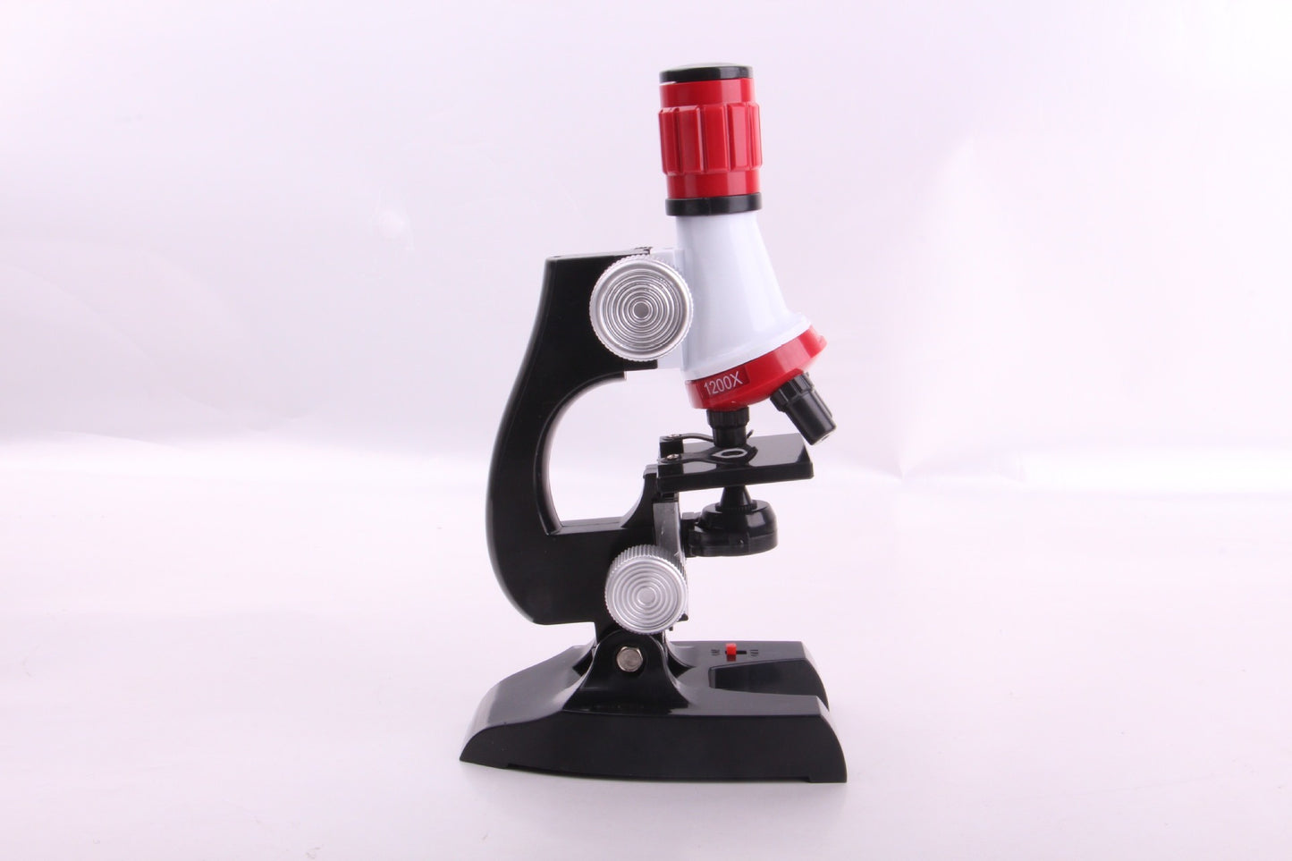 Microscope des sciences biologiques et de l'éducation des enfants