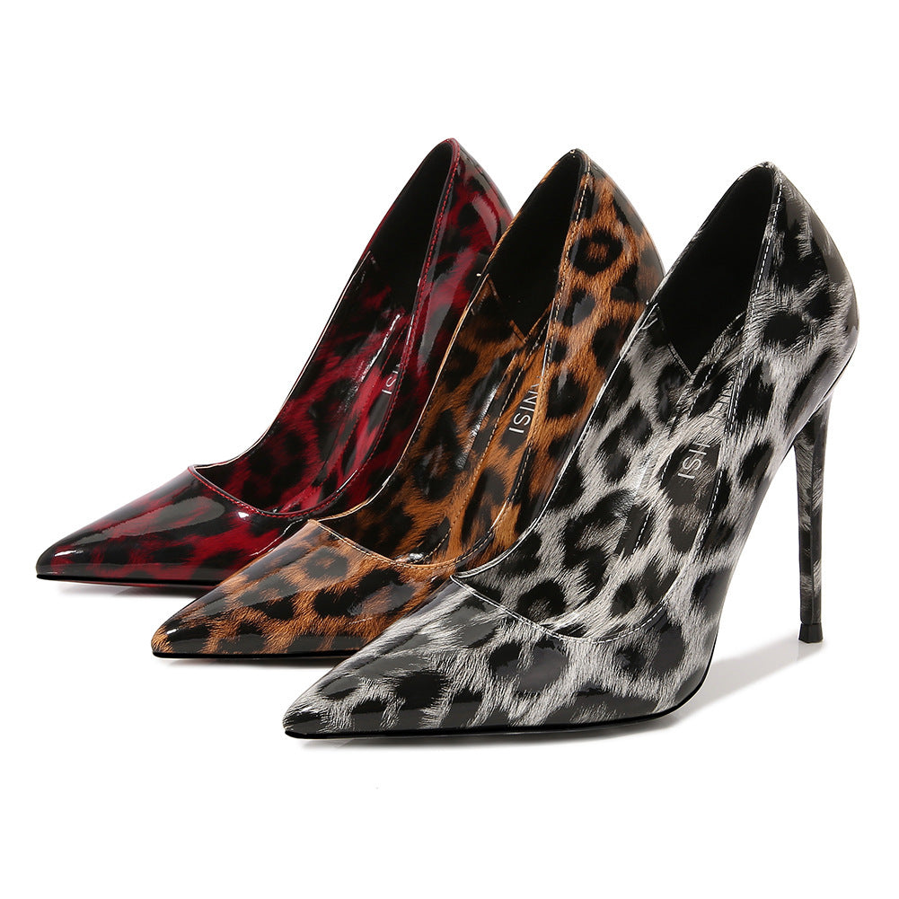 Zapatos de tacón alto puntiagudos con estampado de leopardo Stiletto de gran tamaño
