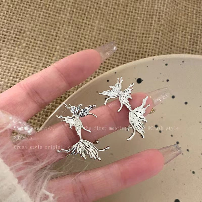 Boucles d'oreilles à tige intégrées en forme de papillon liquide argenté, Clip d'oreille