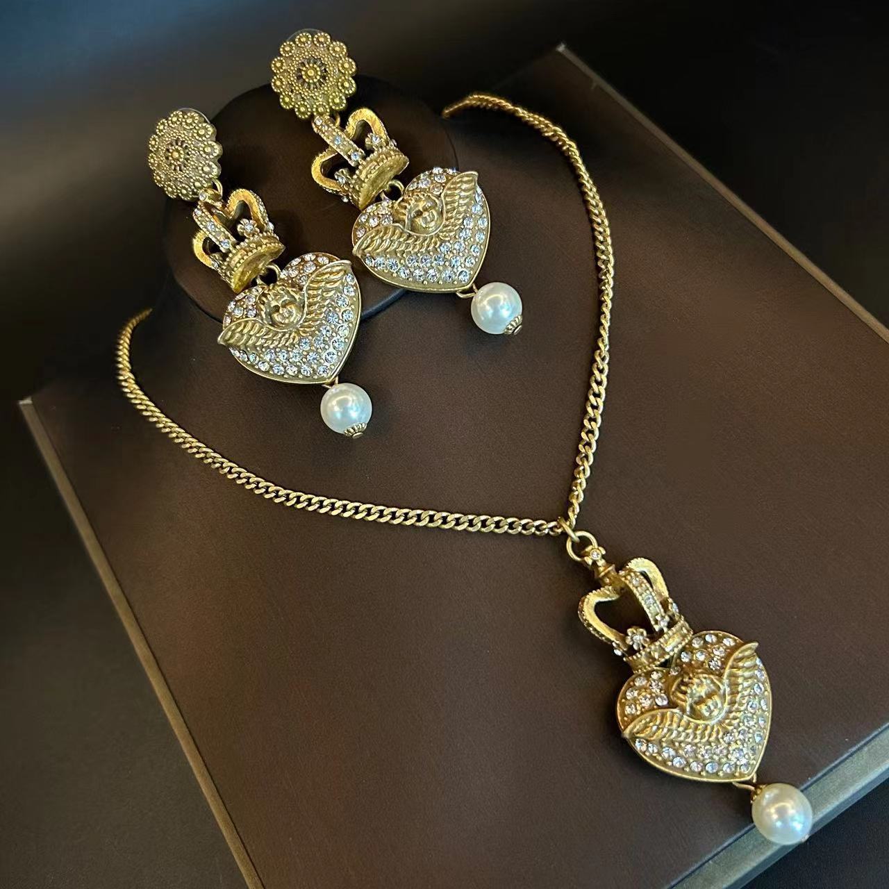 Collier de boucles d'oreilles cupidon Vintage, ornement de glaçure sculpté incrusté de diamants de haute qualité