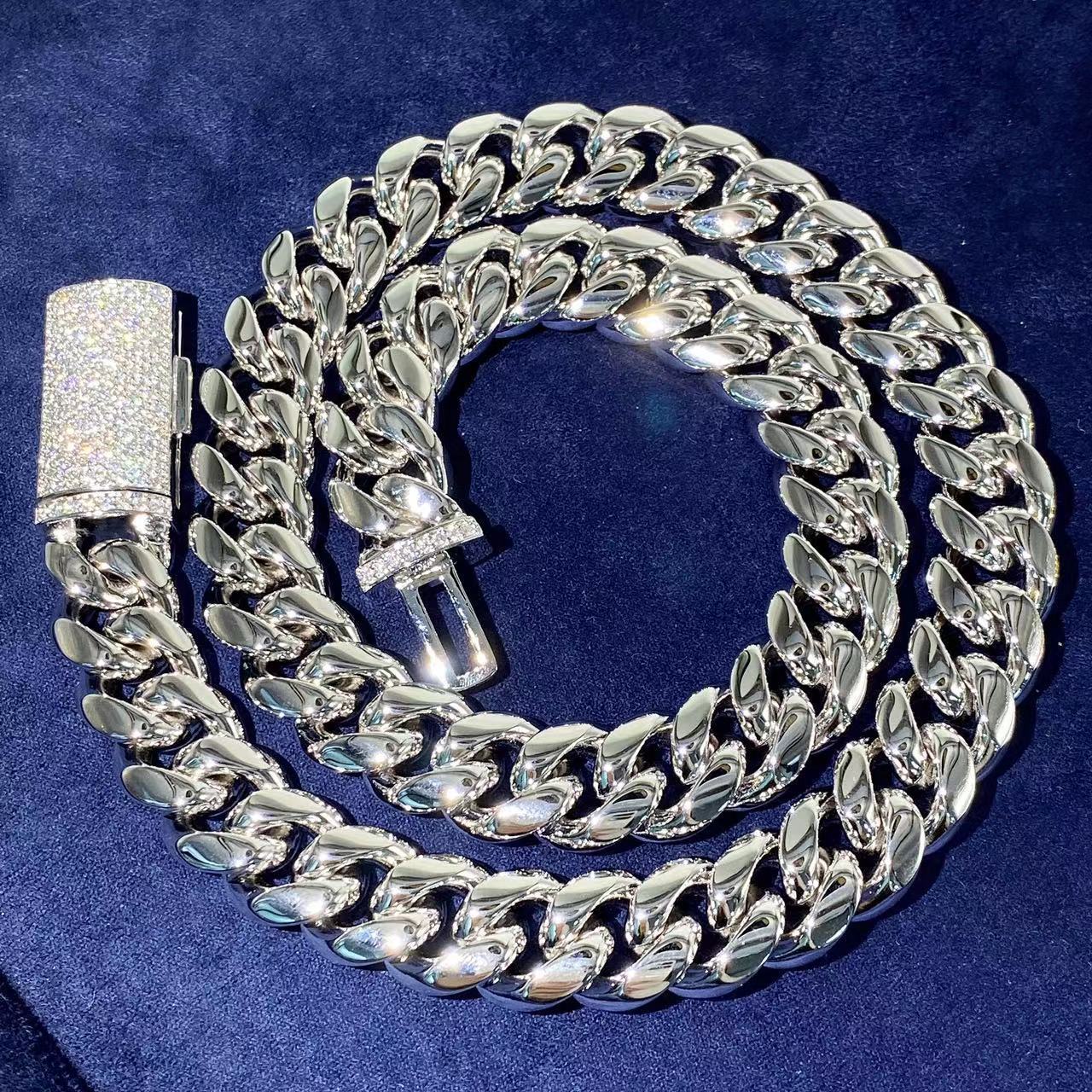 Collier Hip Hop incrusté d'acier inoxydable de 8mm, boucle Vvs Moissanite