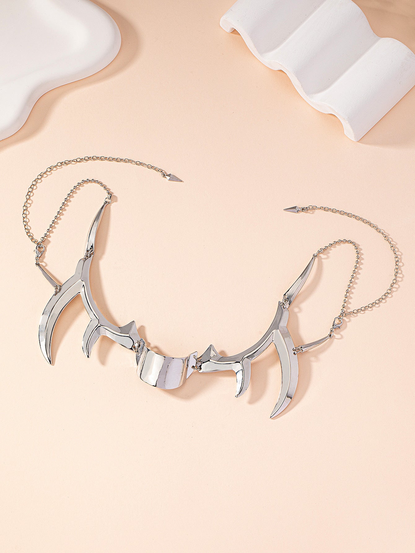 Ensemble de boucles d'oreilles avec anneau à lèvres fluide et décoration de visage