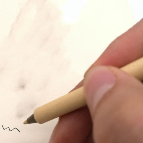 Bolígrafo de tubo de papel ecológico.