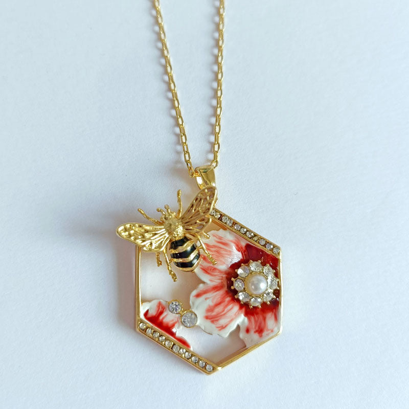 Boucles d'oreilles douces et romantiques en forme d'abeille et de fleur pour femme