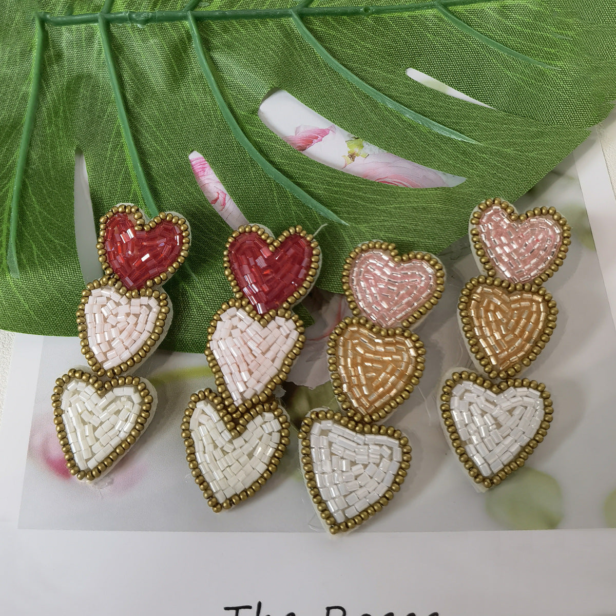 Pendientes artísticos de moda para el día de San Valentín con forma de corazón de tres capas con cuentas hechas a mano de tela de cercanías