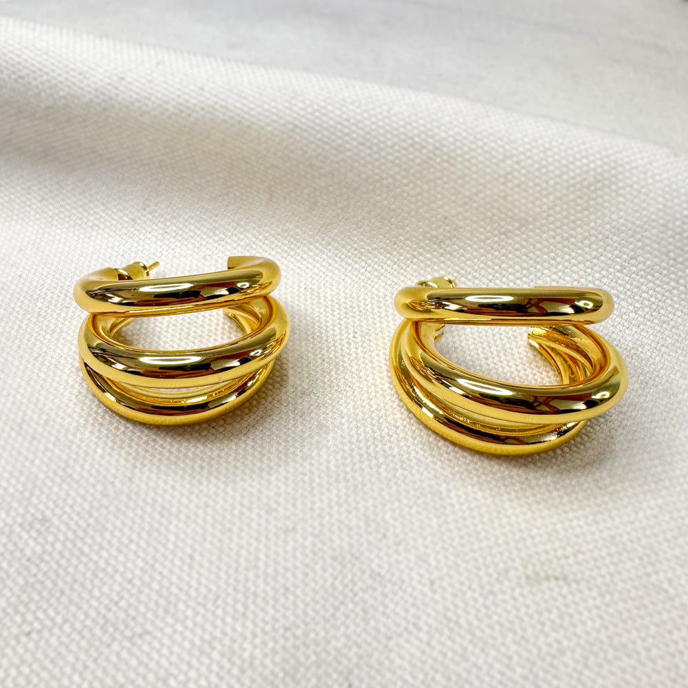 Clous d'oreilles de tempérament quotidien de mode pour femmes