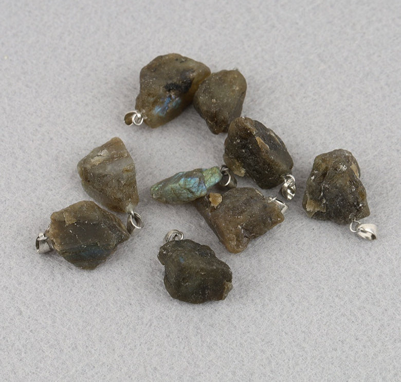 Colgante de piedra de cristal de color natural del arco iris