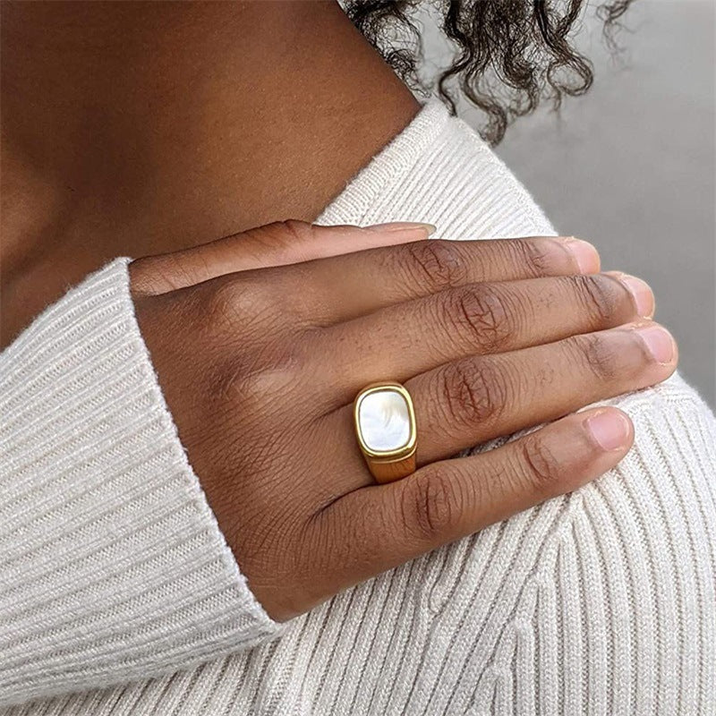 Bague en acier inoxydable pour femmes