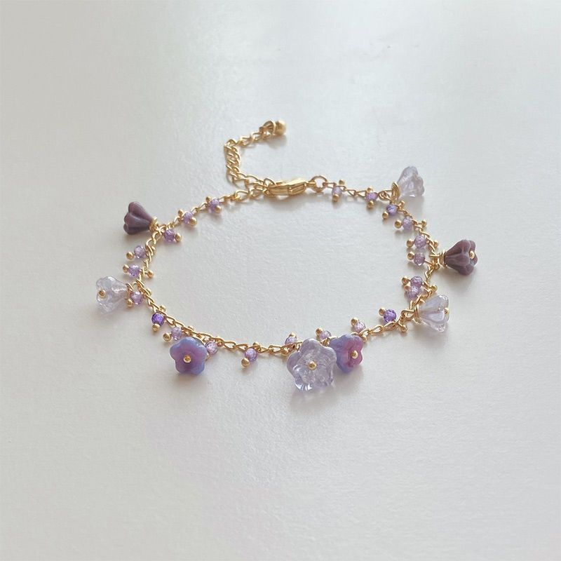 Bracelet à fleurs violettes mystérieuses en perles tchèques