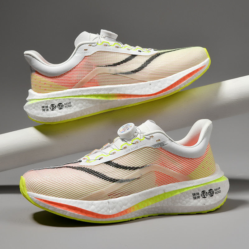 Zapatos de carreras con placa de carbono y palomitas de maíz con botón giratorio