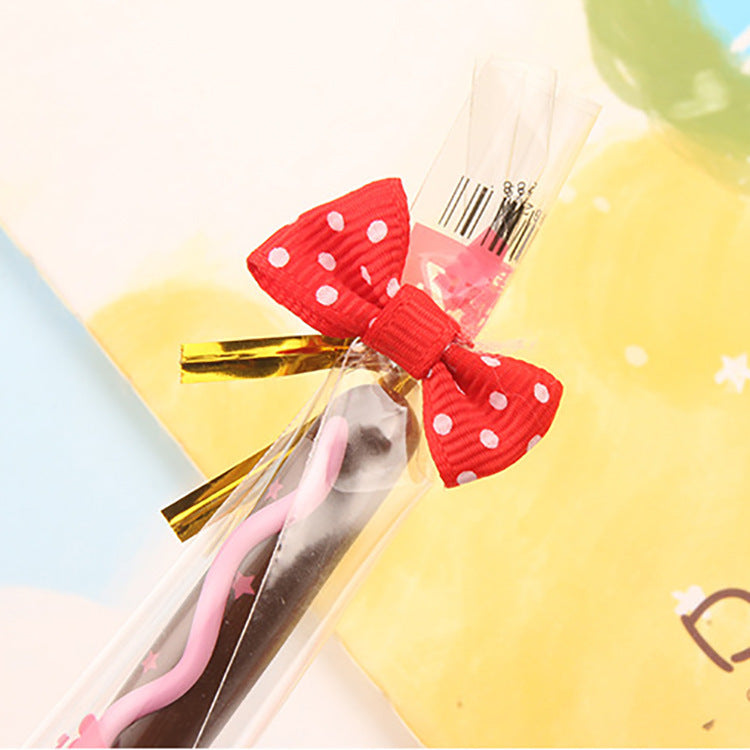 Stylo plume noir biscuit réaliste en plastique