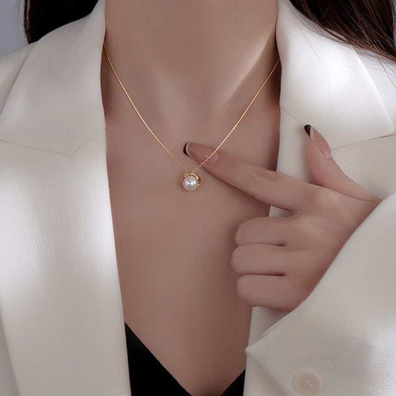 Collier avec pendentif en perles de coquillage en argent sterling pour femmes