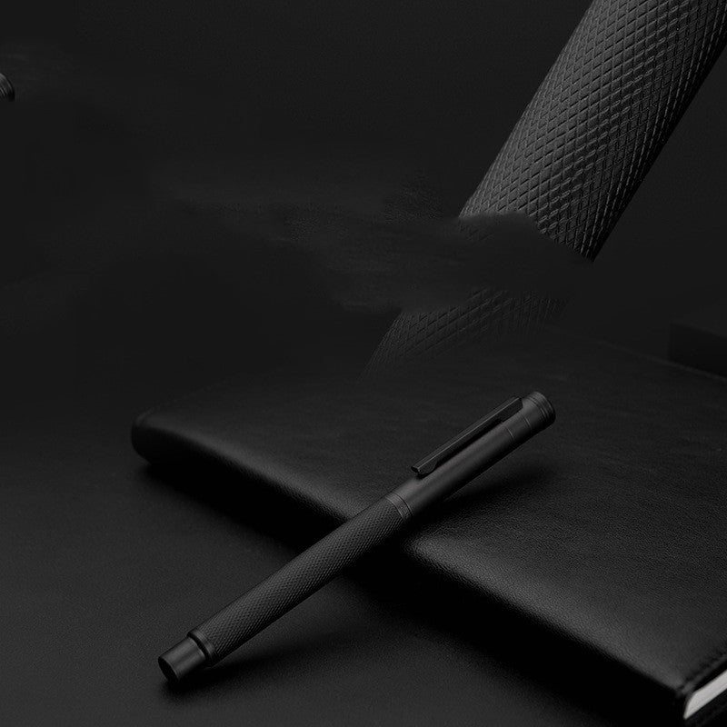 Bolígrafo metálico en caja de regalo empresarial. 