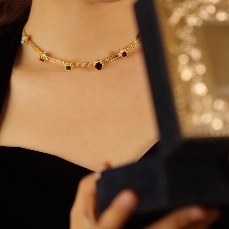 Collar Medieval Clásico De Circonitas De Color