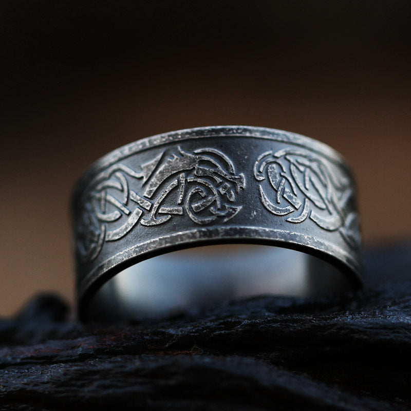 Bague en acier inoxydable à la mode simple