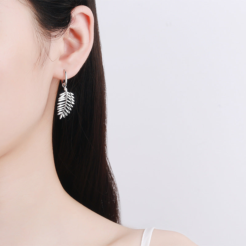 Boucles d'oreilles clips d'oreille en moissanite en argent sterling 925