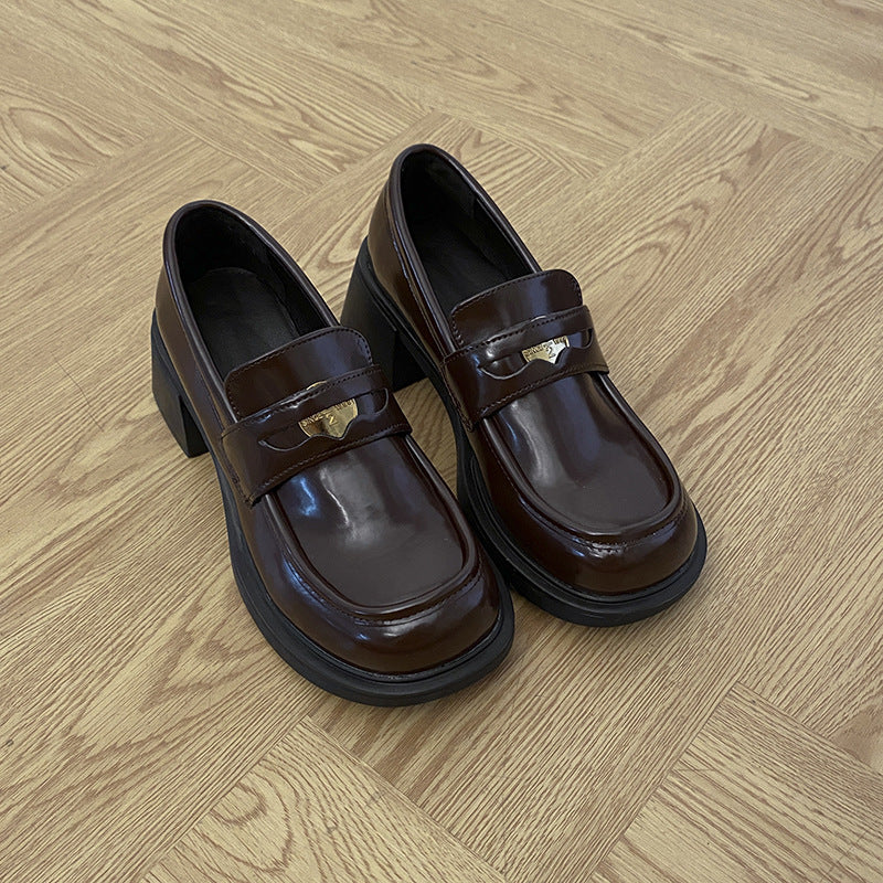 Nouveau Automne et hiver petite hauteur augmentant talon épais chaussures en cuir britannique