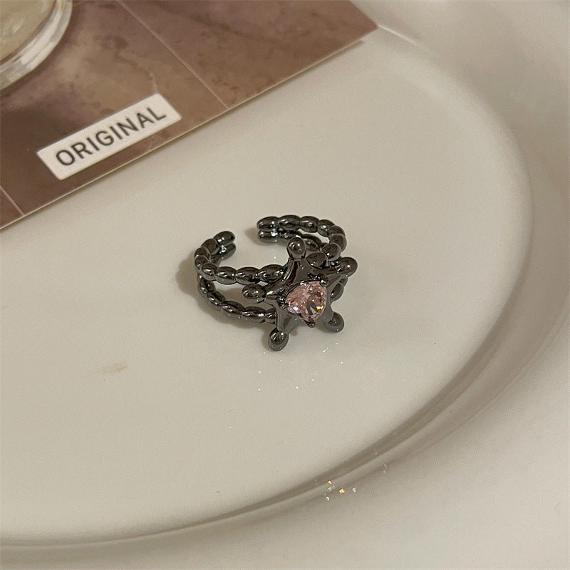 Anillo de cristales de colores irregulares Diseño de nicho femenino