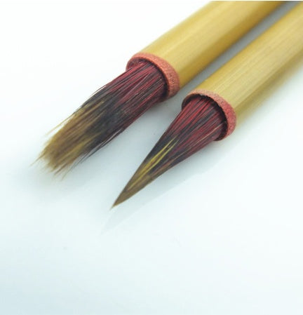 Pinceau d'écriture, petit stylo à crochet, cheveux rouges