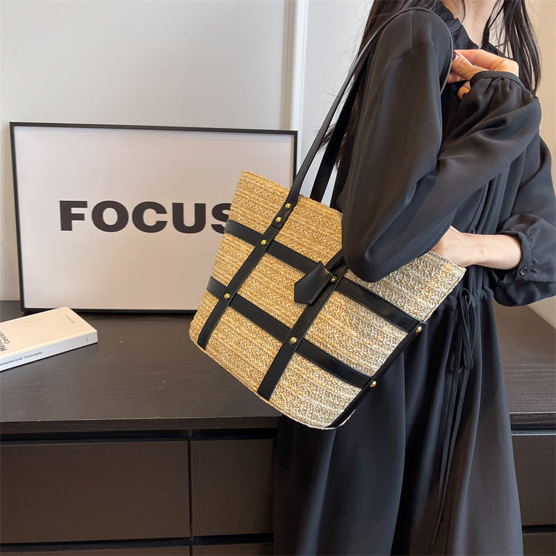 Sac tissé à bandoulière tendance de grande capacité pour femmes