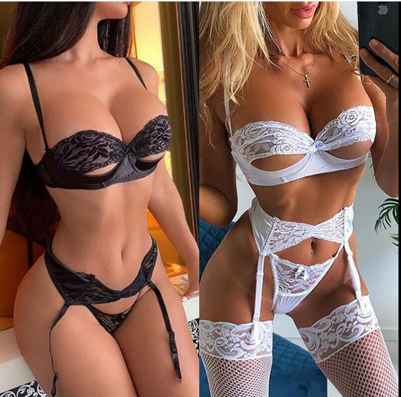 Pijamas de lencería sexy. 