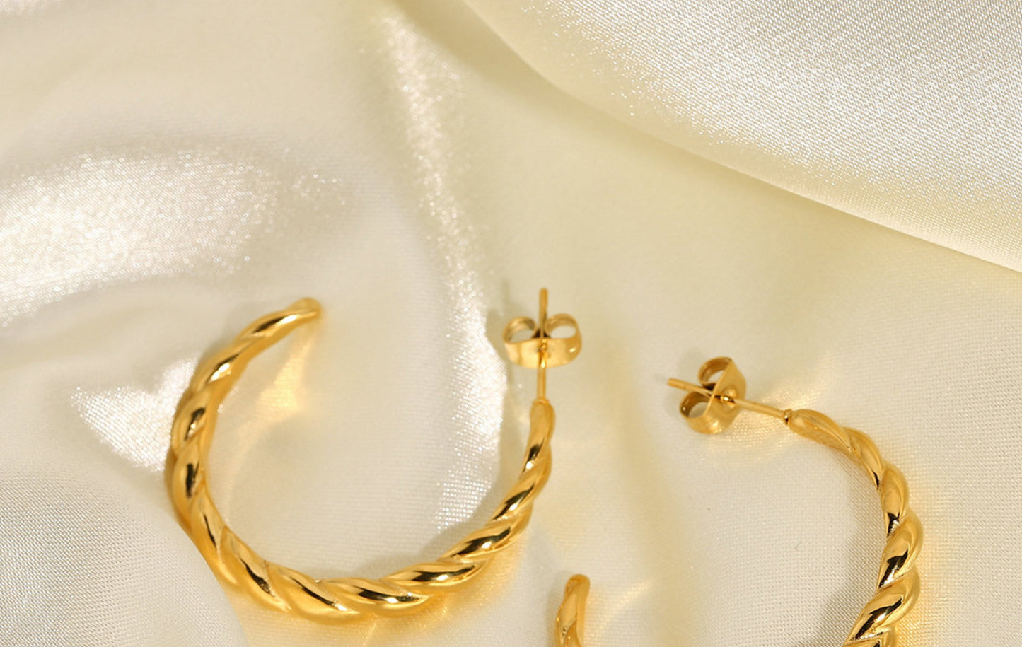 Boucles d'oreilles en forme de corne torsadée pour femme Net Red Wind, plaqué or 18 carats