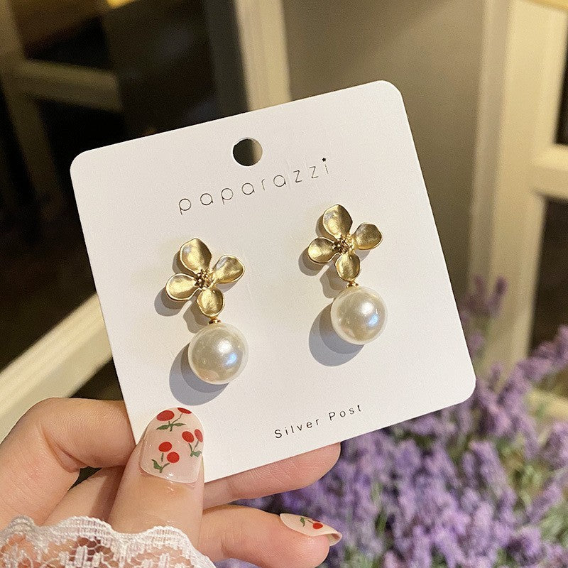 Boucles d'oreilles en argent sterling avec perles et fleurs pour femme