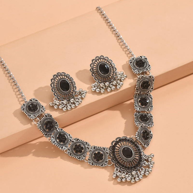 Retro Ball Tassel Shiny Diamond Flowers Necklace Suit