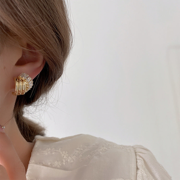 All-matching Cool Fashion Refined Zircon Metal Staggered Stud Earrings