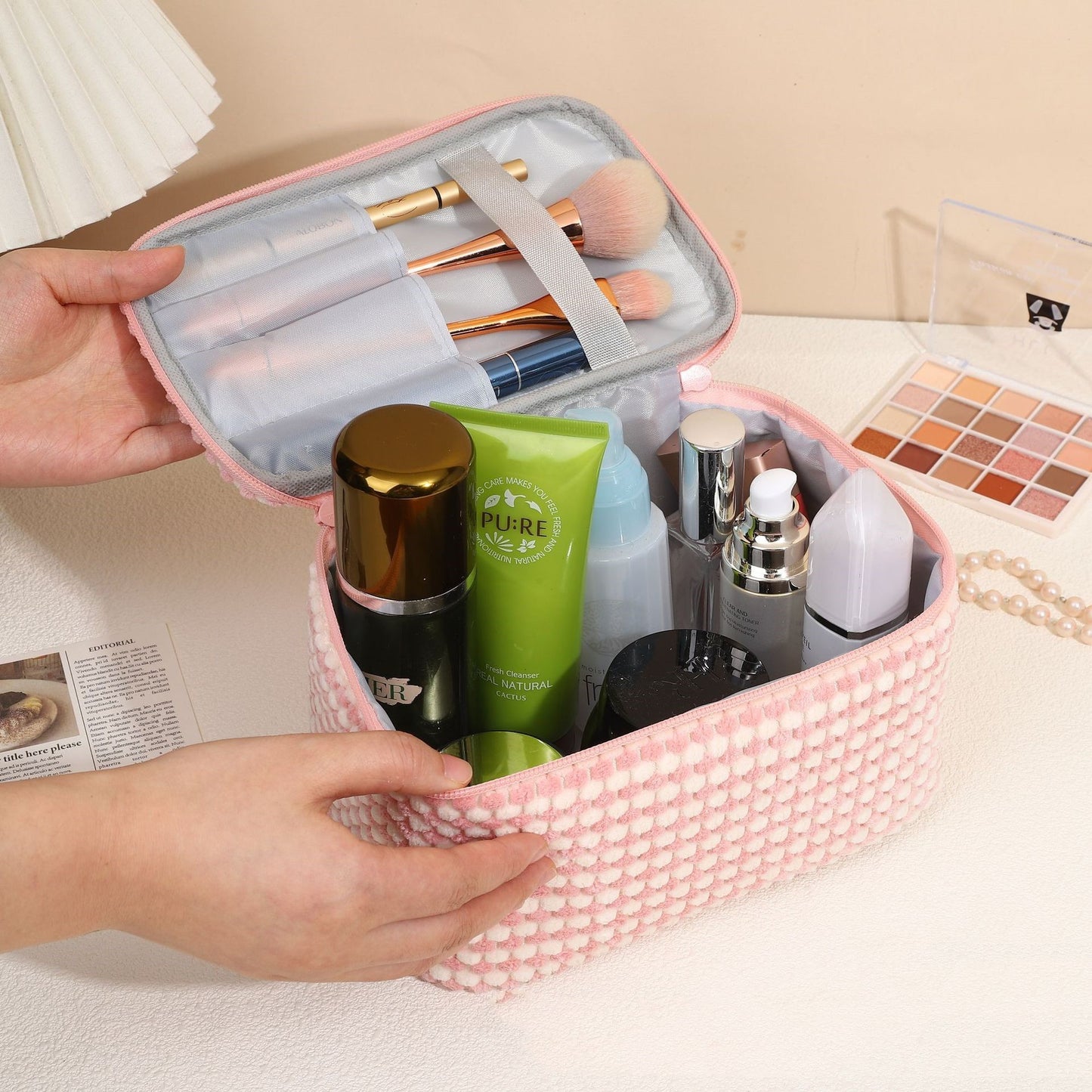 Portable Makeup Tool Storage Bag Contrast Color