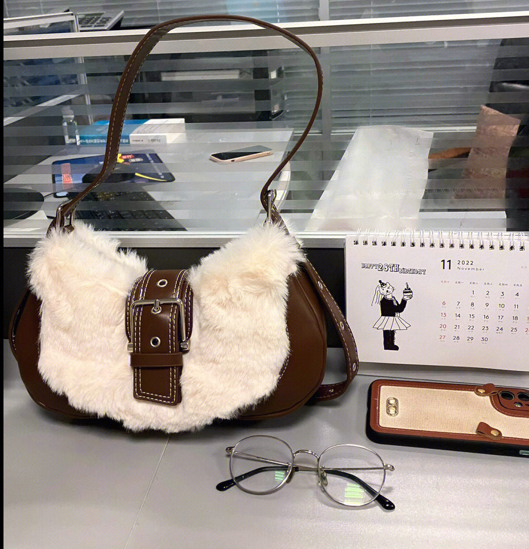 Sac sous les bras en peluche Sac à bandoulière portable pour femme