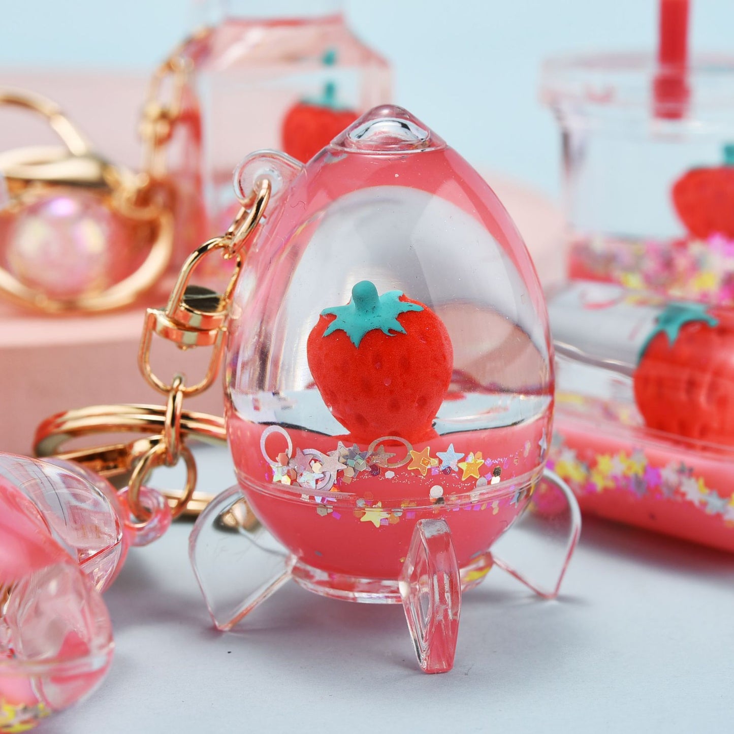 Quicksand Oil Five-pointed Star Strawberry Key Chain Floating Acrylic